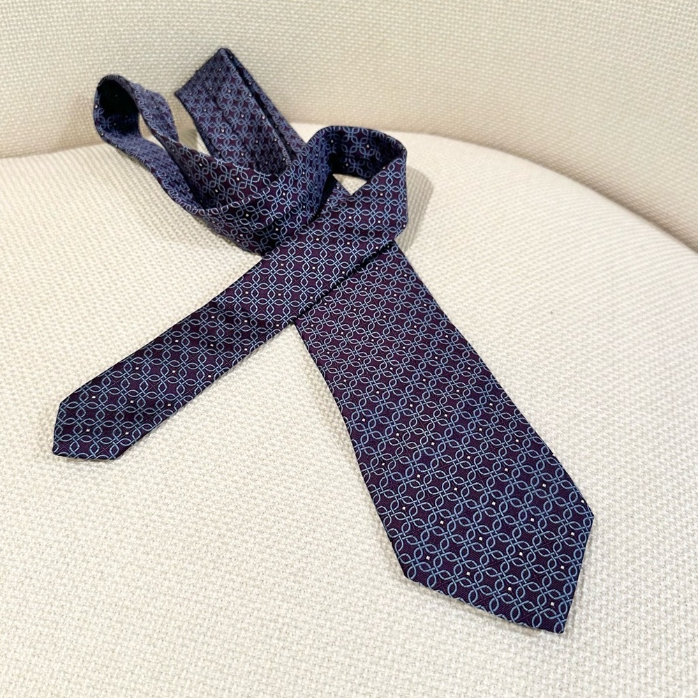 Brooks Brothers Geometric Purple & Blue Silk Tie-Pristine Like New Condition